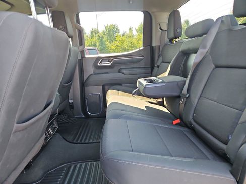 Used 2024 GMC Sierra 1500 Elevation AWD/4WD image 12