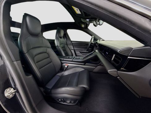 Used 2020 Porsche Taycan 4S w/ Premium Package image 30