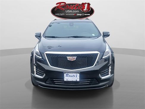 Used 2022 Cadillac XT5 Sportv image 2