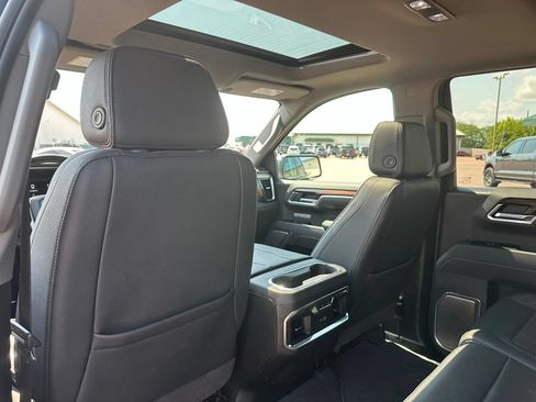 Used 2025 GMC Sierra 1500 Denali AWD/4WD image 22