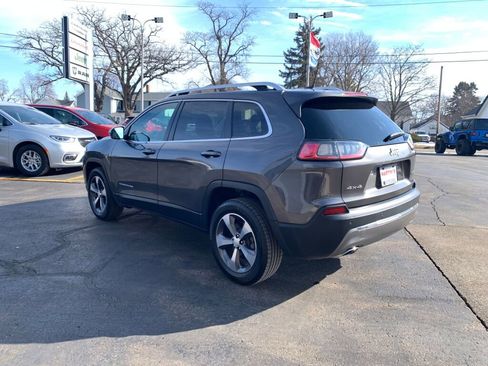 Used 2019 Jeep Cherokee Limited image 6