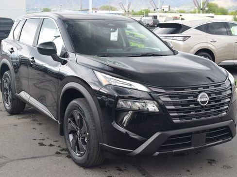 New 2026 Nissan Rogue SV AWD/4WD image 9