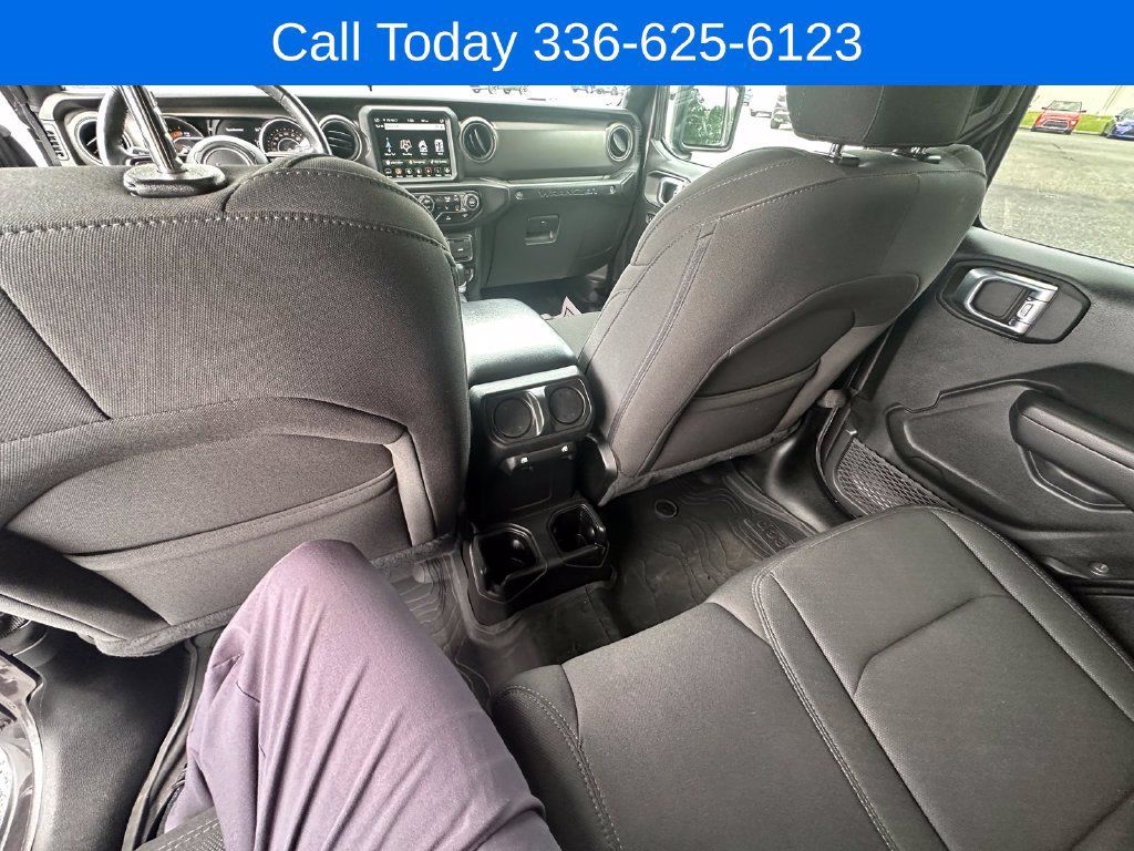 Used 2022 Jeep Wrangler Unlimited Sport AWD/4WD image 21