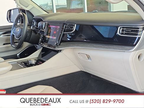 Used 2023 Jeep Wagoneer L Series II w/ Premium Group I AWD/4WD image 27
