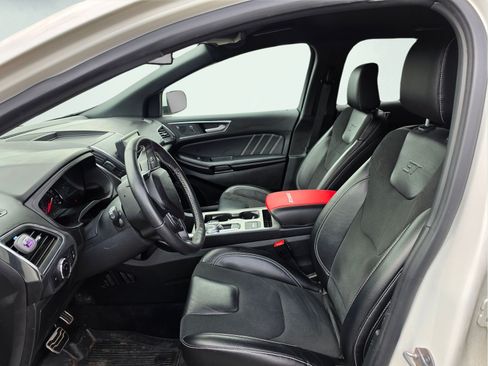 Used 2023 Ford Edge ST w/ Cargo Accessory Package AWD/4WD image 10