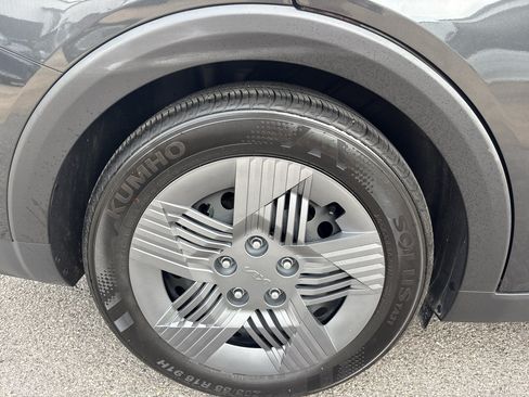 Used 2025 Kia K4 FWD image 23