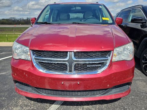 Used 2011 Dodge Grand Caravan Mainstreet w/ PWR Convenience Group FWD image 2