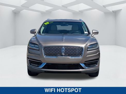 Used 2019 Lincoln Nautilus Select w/ Class II Trailer Tow Package FWD image 9