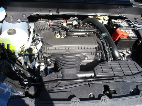 New 2025 Ford Maverick XLT w/ XLT Luxury Package image 3