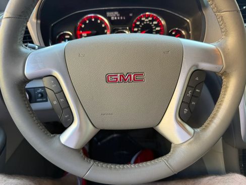 Used 2015 GMC Acadia SLT w/ Open Road Package FWD image 12