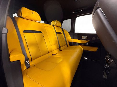 Used 2023 Rolls-Royce Cullinan image 22