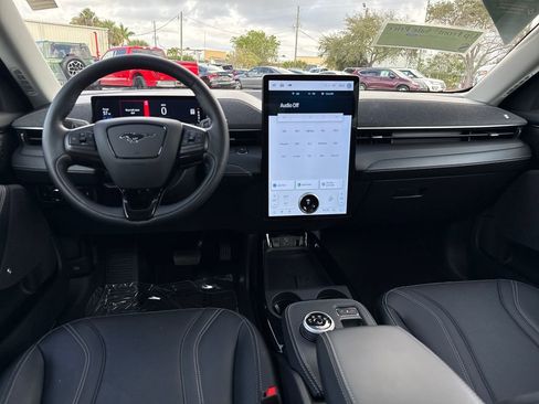 Used 2023 Ford Mustang Mach-E Premium image 6