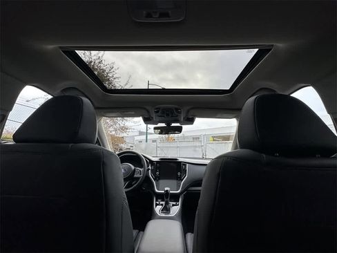 Used 2025 Subaru Outback Limited image 15