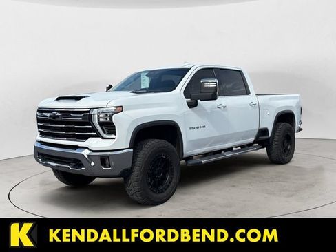 Used 2024 Chevrolet Silverado 3500 LTZ w/ LTZ Convenience Package AWD/4WD image 1