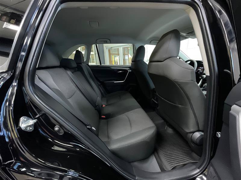 Used 2023 Toyota RAV4 XLE w/ XLE Grade Weather Package AWD/4WD image 27
