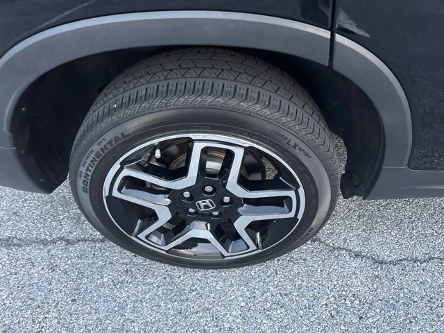 Used 2023 Honda Passport Elite image 14