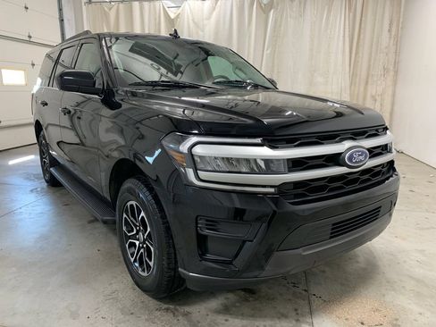 Used 2023 Ford Expedition XL AWD/4WD image 13