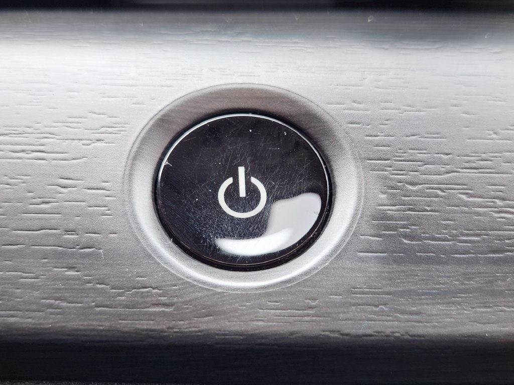 Certified 2024 Nissan Ariya AWD image 18