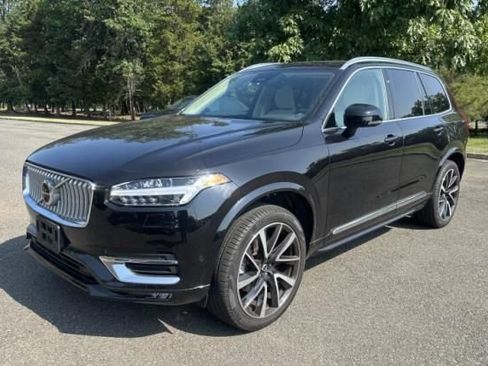 Used 2023 Volvo XC90 B6 Plus AWD/4WD image 1