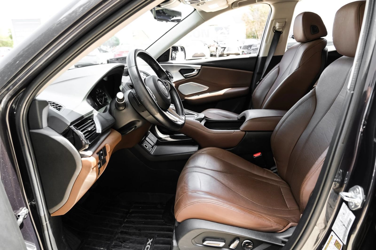 Used 2021 Acura RDX w/ Technology Package FWD image 3
