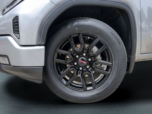 Used 2023 GMC Sierra 1500 Elevation RWD image 4