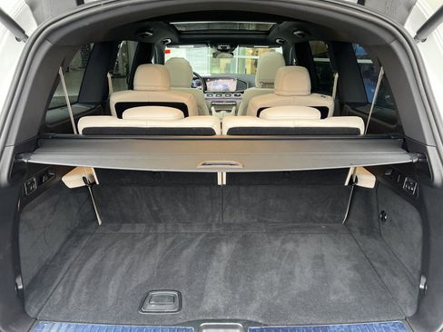 Certified 2025 Mercedes-Benz GLS 450 4MATIC image 11