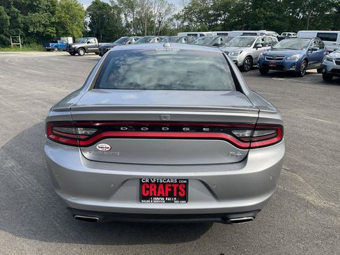 Used 2016 Dodge Charger R/T w/ Plus Group RWD image 4