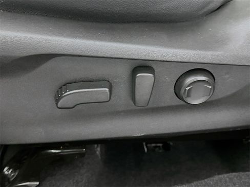 Used 2024 Subaru Forester Sport image 21