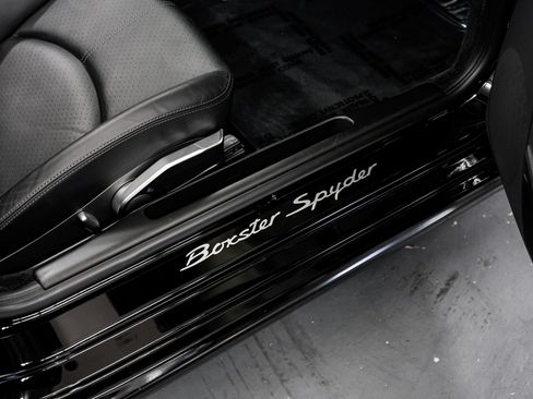 Used 2011 Porsche Boxster Spyder RWD image 22