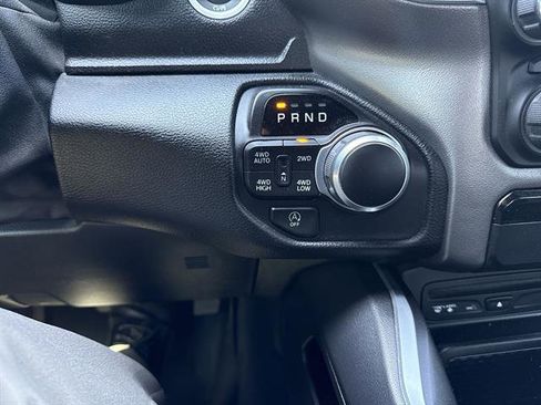Used 2019 RAM 1500 Big Horn AWD/4WD image 23