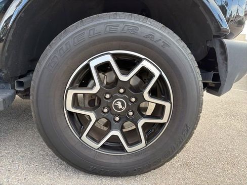 Used 2022 Ford Bronco Outer Banks image 10
