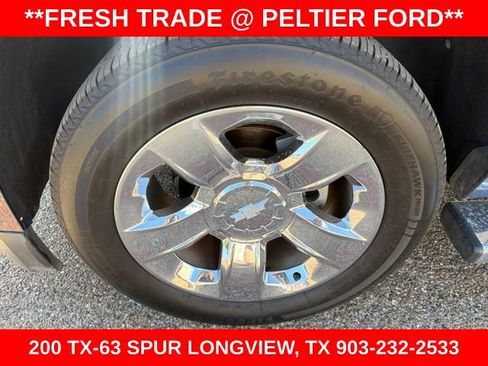 Used 2017 Chevrolet Tahoe LT w/ LT Signature Package RWD image 9