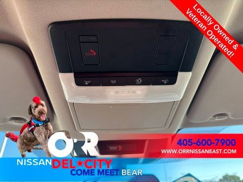 Used 2025 Nissan Rogue SV FWD image 30