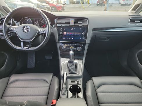 Used 2018 Volkswagen Golf SEL FWD image 9