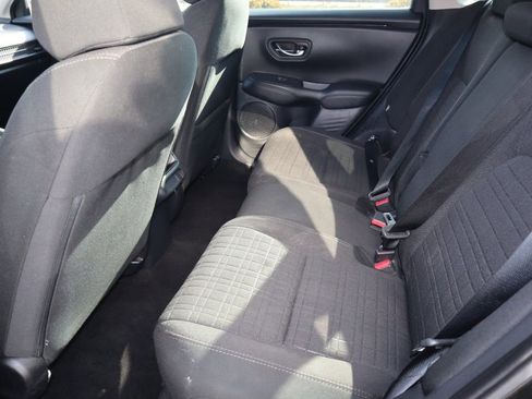 Used 2025 Honda HR-V LX image 15