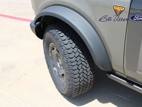 New 2025 Ford Bronco Badlands image 5