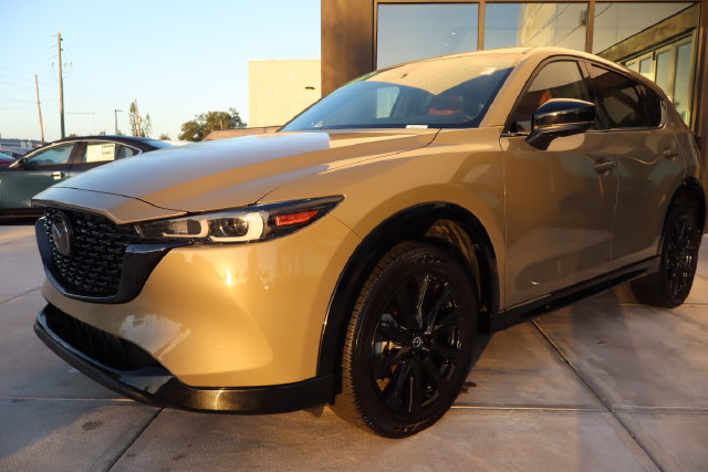Used 2024 MAZDA CX-5 Carbon Edition AWD/4WD image 8