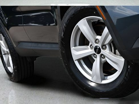 Used 2023 Kia Sorento LX AWD/4WD image 10