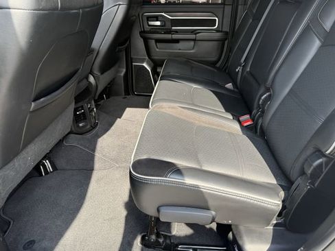 Used 2025 RAM 3500 Laramie AWD/4WD image 25