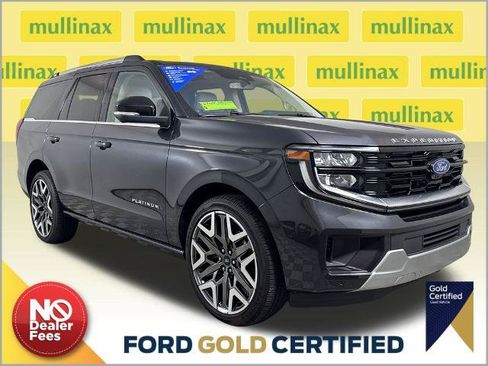 Certified 2025 Ford Expedition Platinum w/ Platinum Ultimate Package AWD/4WD image 1