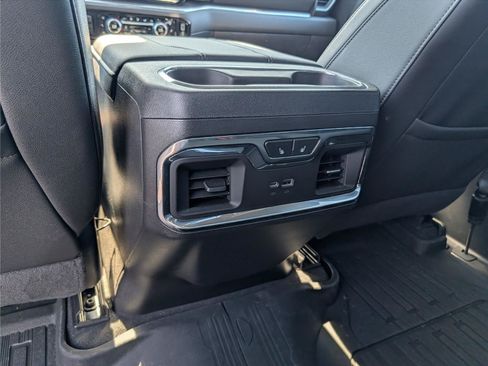 Used 2025 GMC Sierra 1500 SLT w/ SLT Premium Plus Package AWD/4WD image 31