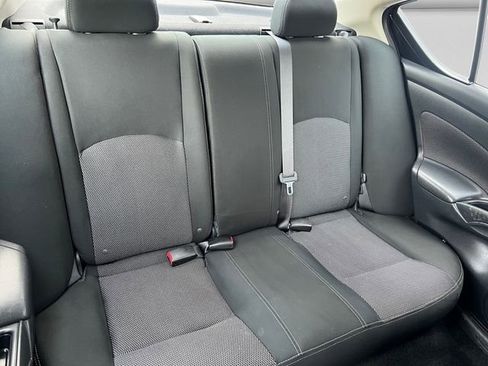 Used 2019 Nissan Versa SV FWD image 17