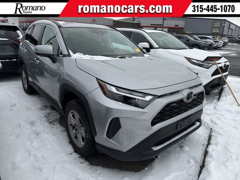 Used 2023 Toyota RAV4 XLE image 1