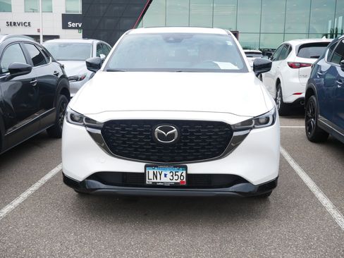 Used 2024 MAZDA CX-5 Carbon Edition AWD/4WD image 2