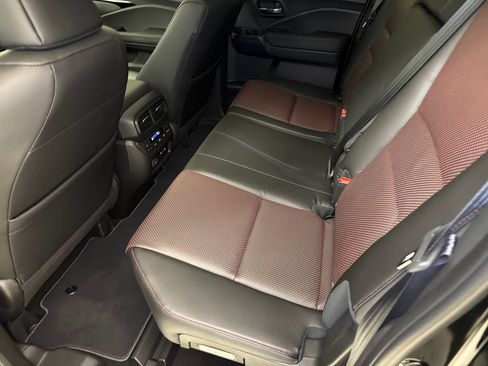 New 2026 Honda Ridgeline Black Edition image 17