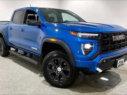 Used 2024 GMC Canyon Elevation w/ Convenience Package