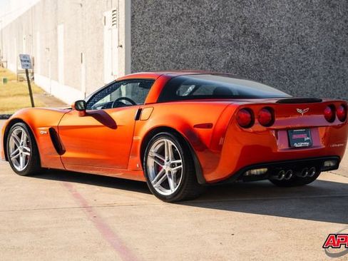 Used 2006 Chevrolet Corvette Z06 w/ Preferred Equipment Group image 41