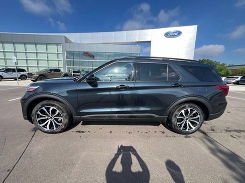 Used 2023 Ford Explorer ST AWD/4WD image 8