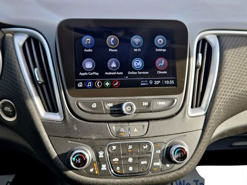 Used 2024 Chevrolet Malibu LT image 25