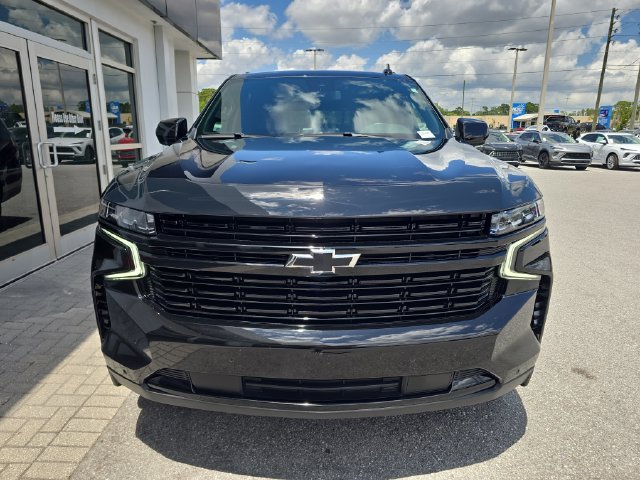 Certified 2024 Chevrolet Suburban RST RWD image 2